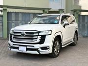 Toyota Land Cruiser LC300 2024 White for sale