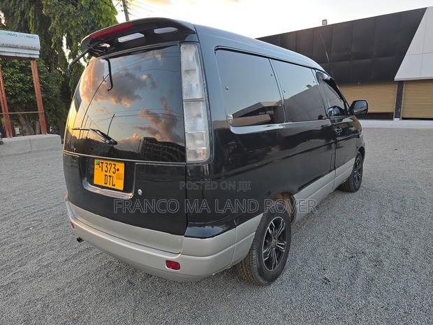 Toyota Noah 2004 Black