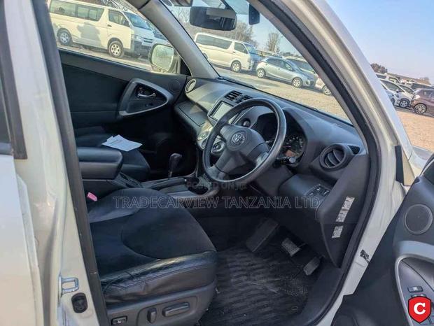 Toyota Vanguard 2009 Pearl
