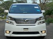 Toyota Alphard 2.4 Petrol FWD 2008 White for sale