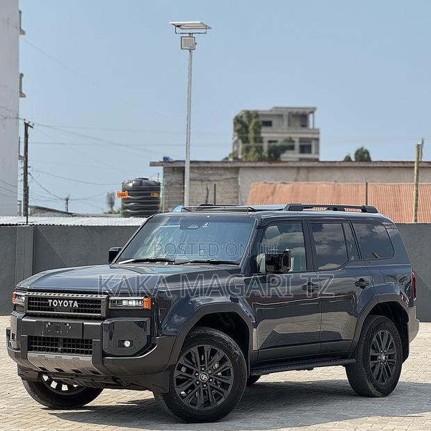 New Toyota Land Cruiser Prado 2024 Gray