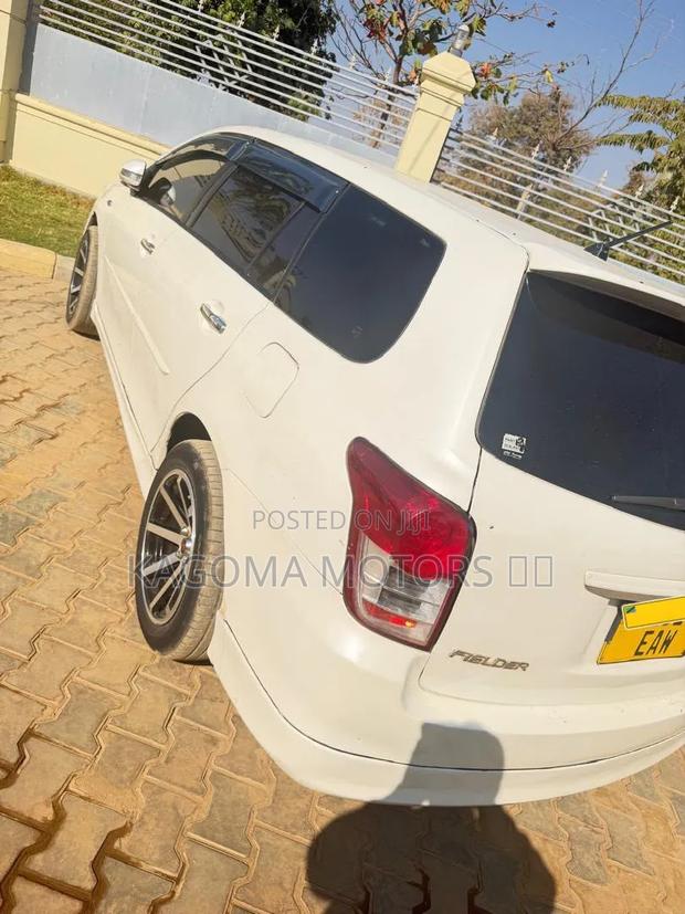 Toyota Corolla Fielder 2007 White