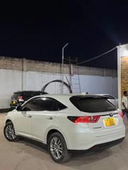 Toyota Harrier 2015 White for sale