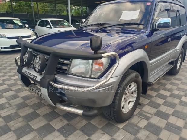 Toyota Land Cruiser Prado 2000 Blue
