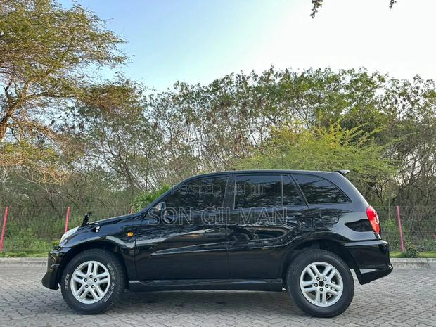 Toyota RAV4 2001 Black