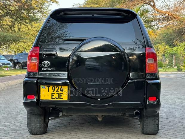 Toyota RAV4 2001 Black
