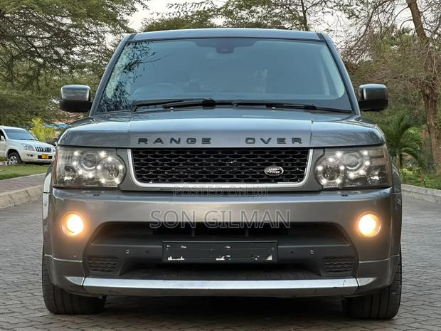 Land Rover Range Rover Sport 2010 Gray
