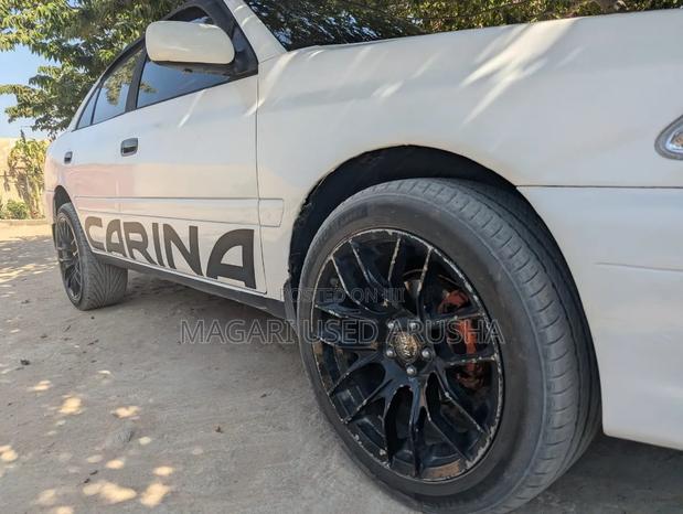 Toyota Carina 2001 White