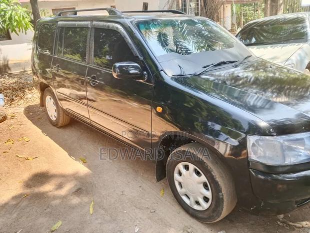 Toyota Succeed 2005 Black