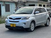 Toyota IST 2010 Silver for sale