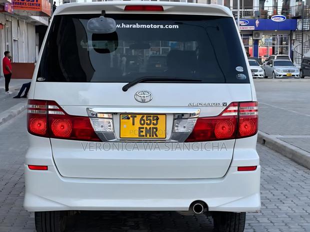 Toyota Alphard 2006 White