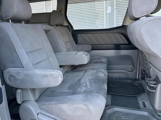 Toyota Alphard 2006 White