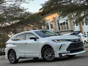 Toyota Harrier 2020 Pearl for sale