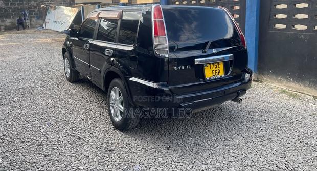 Nissan X-Trail 2.0 2005 Black