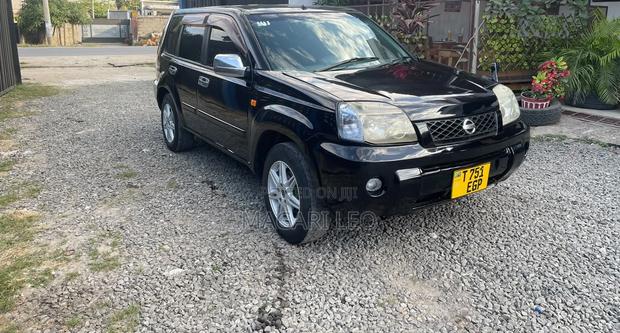 Nissan X-Trail 2.0 2005 Black