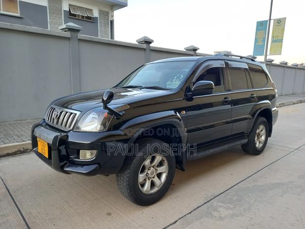 Toyota Land Cruiser Prado 2007 Black