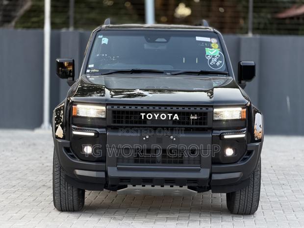 New Toyota Land Cruiser Prado 2.7 2025 Black