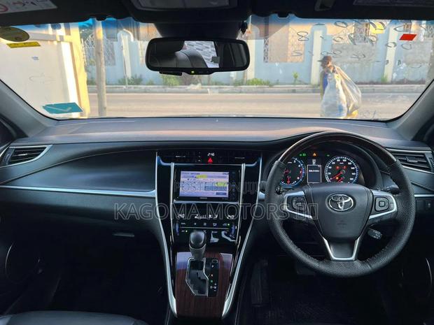 Toyota Harrier 2016 Black