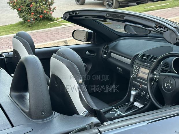 Mercedes-Benz SLK-Class 2007 Black