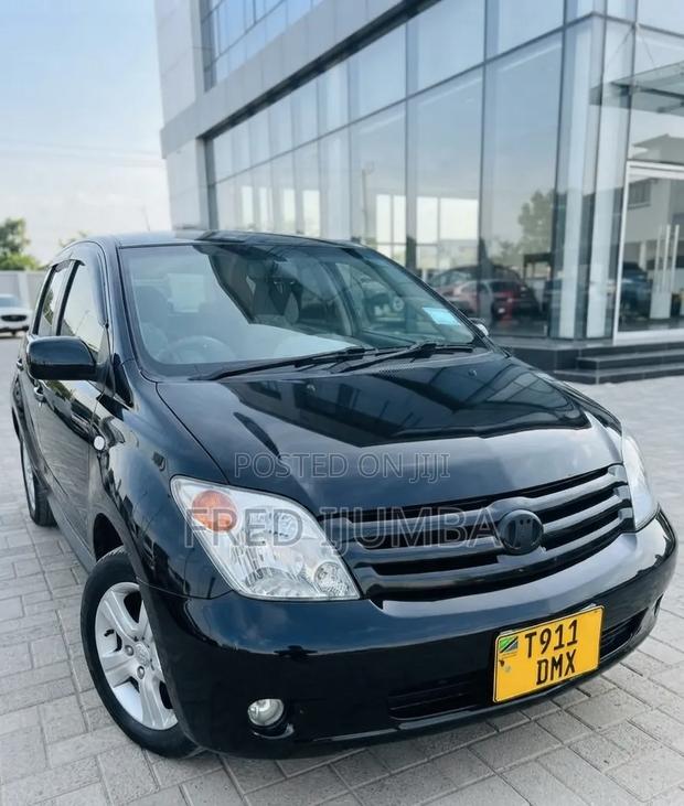 Toyota IST 2006 Black