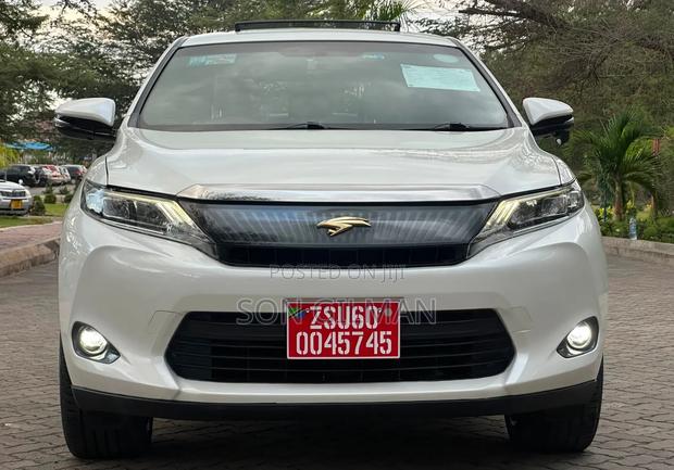 Toyota Harrier 2015 White