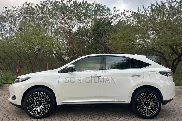 Toyota Harrier 2015 White