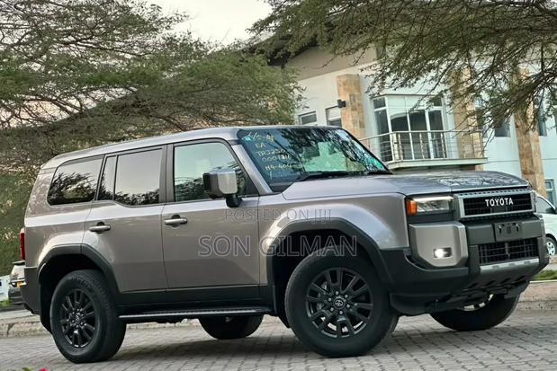 Toyota Land Cruiser Prado 2024 Gold