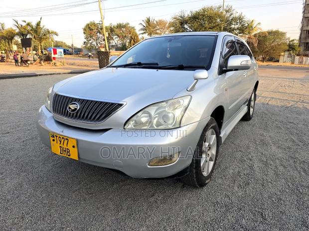 Toyota Harrier 2005 Silver