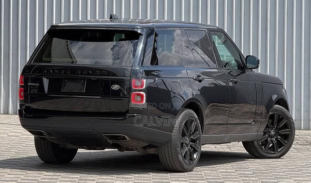 Land Rover Range Rover Vogue 2018 Black
