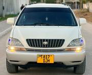 Toyota Harrier 2007 Gold for sale