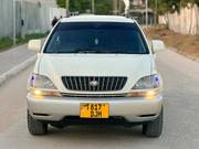 Toyota Harrier 2004 White for sale