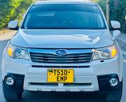 Subaru Forester 2009 White for sale
