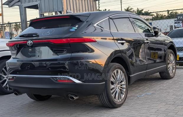 Toyota Harrier 2020 Black