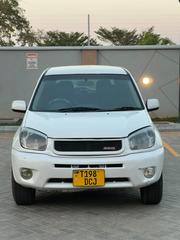 Toyota RAV4 2.0 D-4D 4x4 2006 White for sale