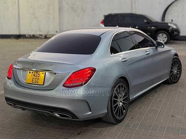 Mercedes-Benz C-Class 2015 Silver