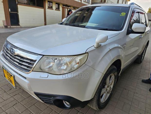 Subaru Forester 2009 White