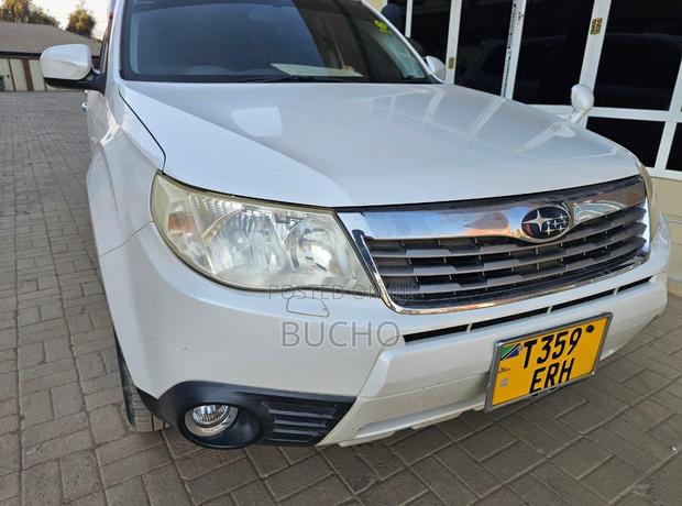 Subaru Forester 2009 White