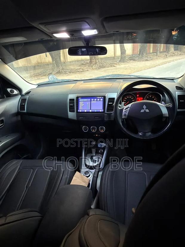 Mitsubishi Outlander 2006 Gray