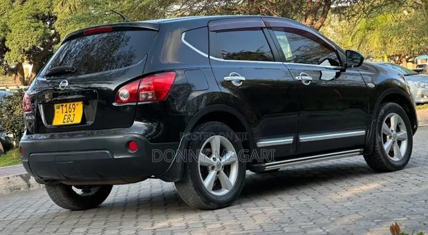 Nissan Dualis 2010 Black