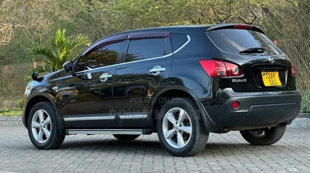Nissan Dualis 2010 Black