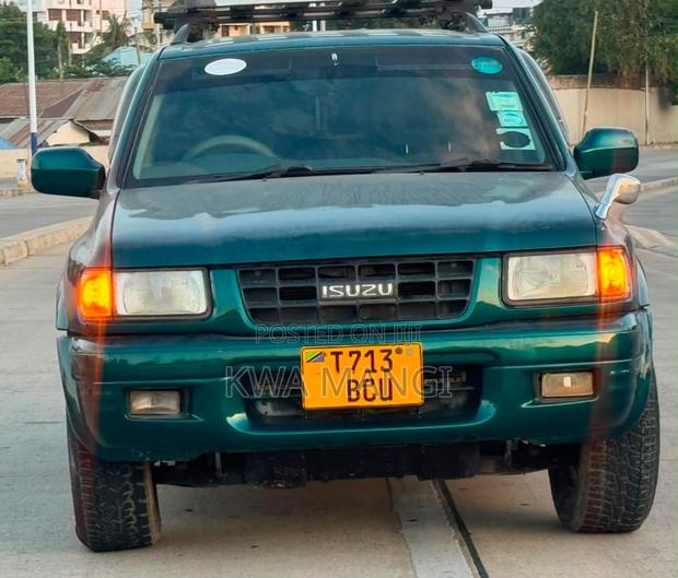 Isuzu Trooper 1999 Green