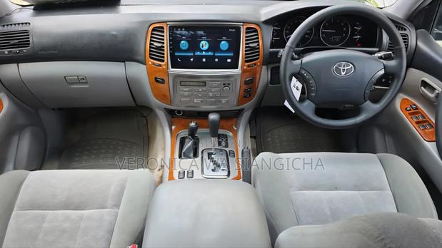 Toyota Land Cruiser Prado 2005 Green