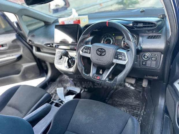 Toyota Wish 2010