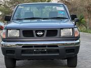 Nissan DoubleCab 2001 Gray for sale