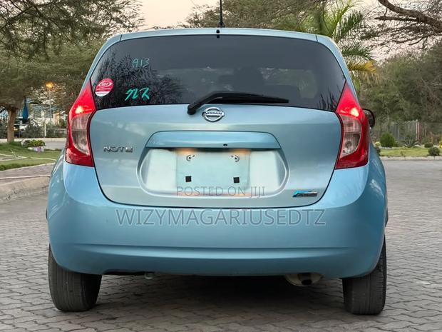 Nissan Note 2012 Blue