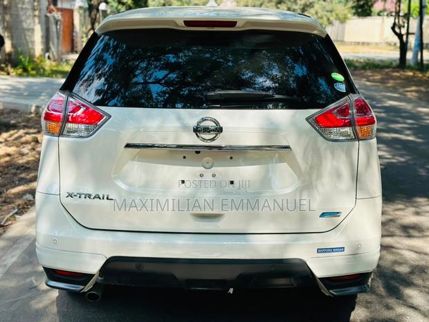 Nissan X-Trail 2017 White