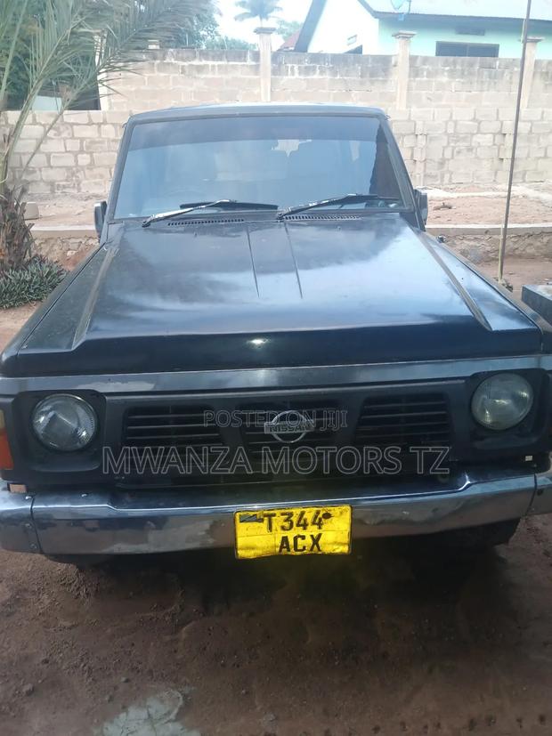 Nissan Patrol 1996 Black