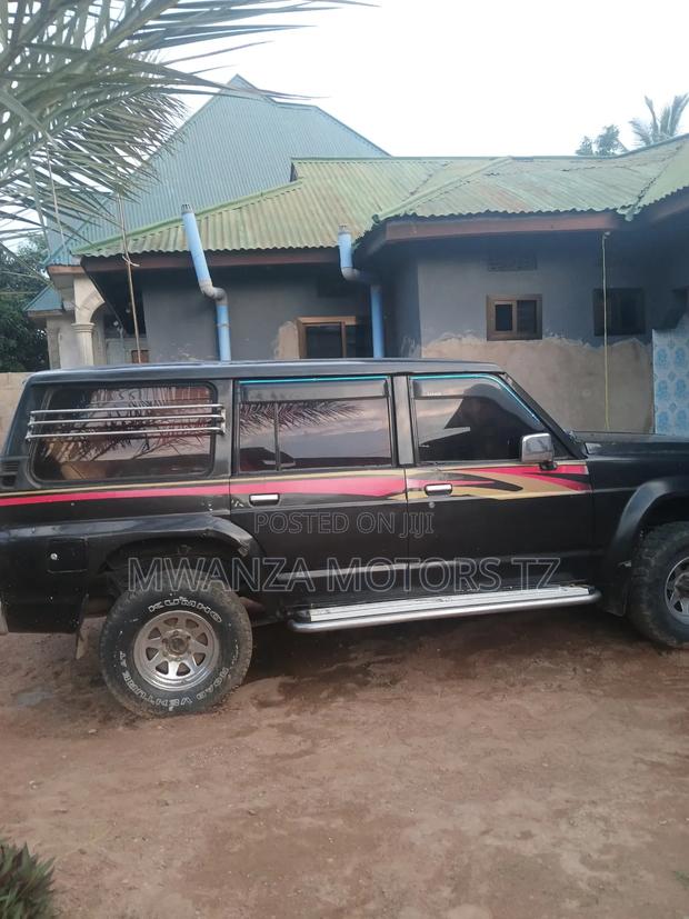 Nissan Patrol 1996 Black