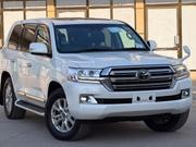 Toyota Land Cruiser 4.6 V8 ZX 2017 White for sale