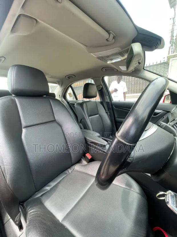 Mercedes-Benz C-Class 2013 Red